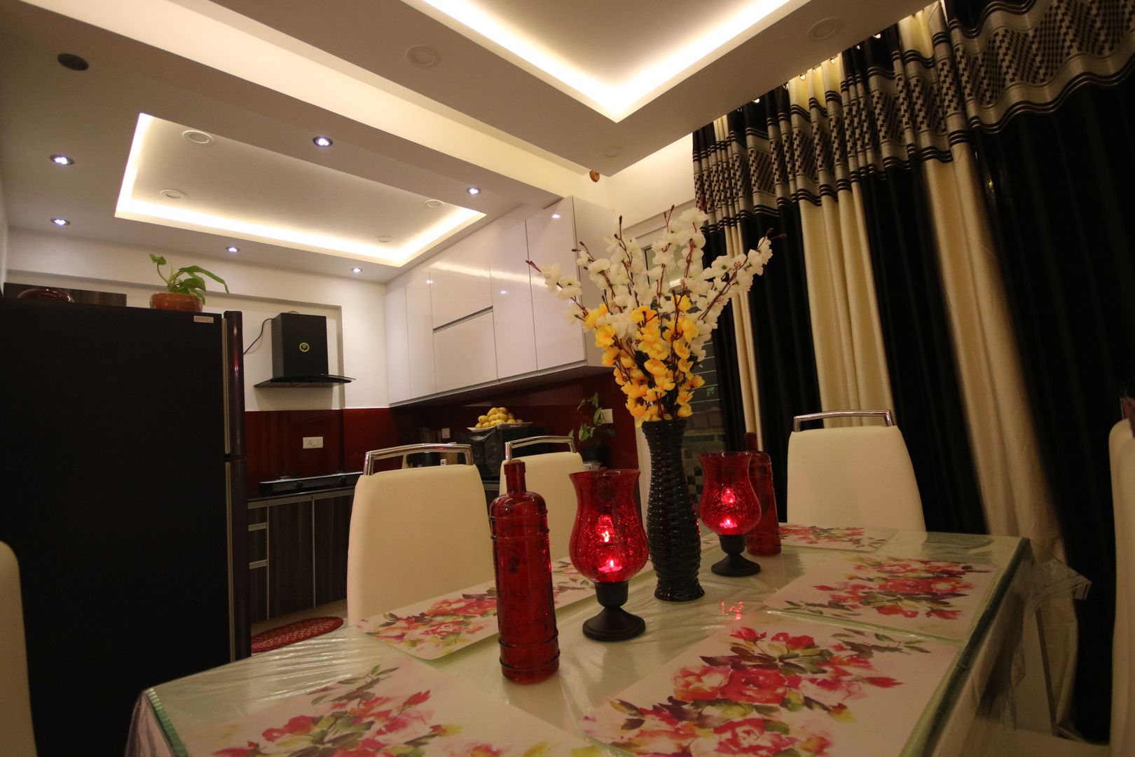 Mr Shiva Nadh Reddy | 2BHK | Bangalore | Full Furnished Home, Enrich Interiors & Decors Enrich Interiors & Decors Salle à manger asiatique