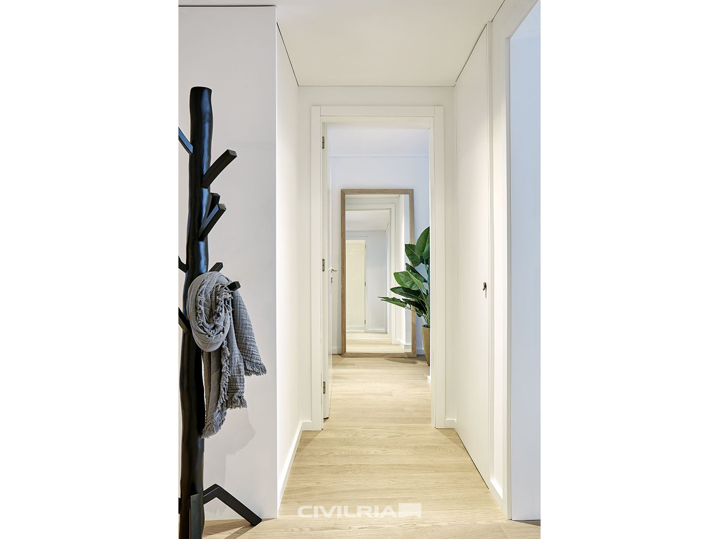 DOCA, CIVILRIA CIVILRIA Modern corridor, hallway & stairs Wood Wood effect