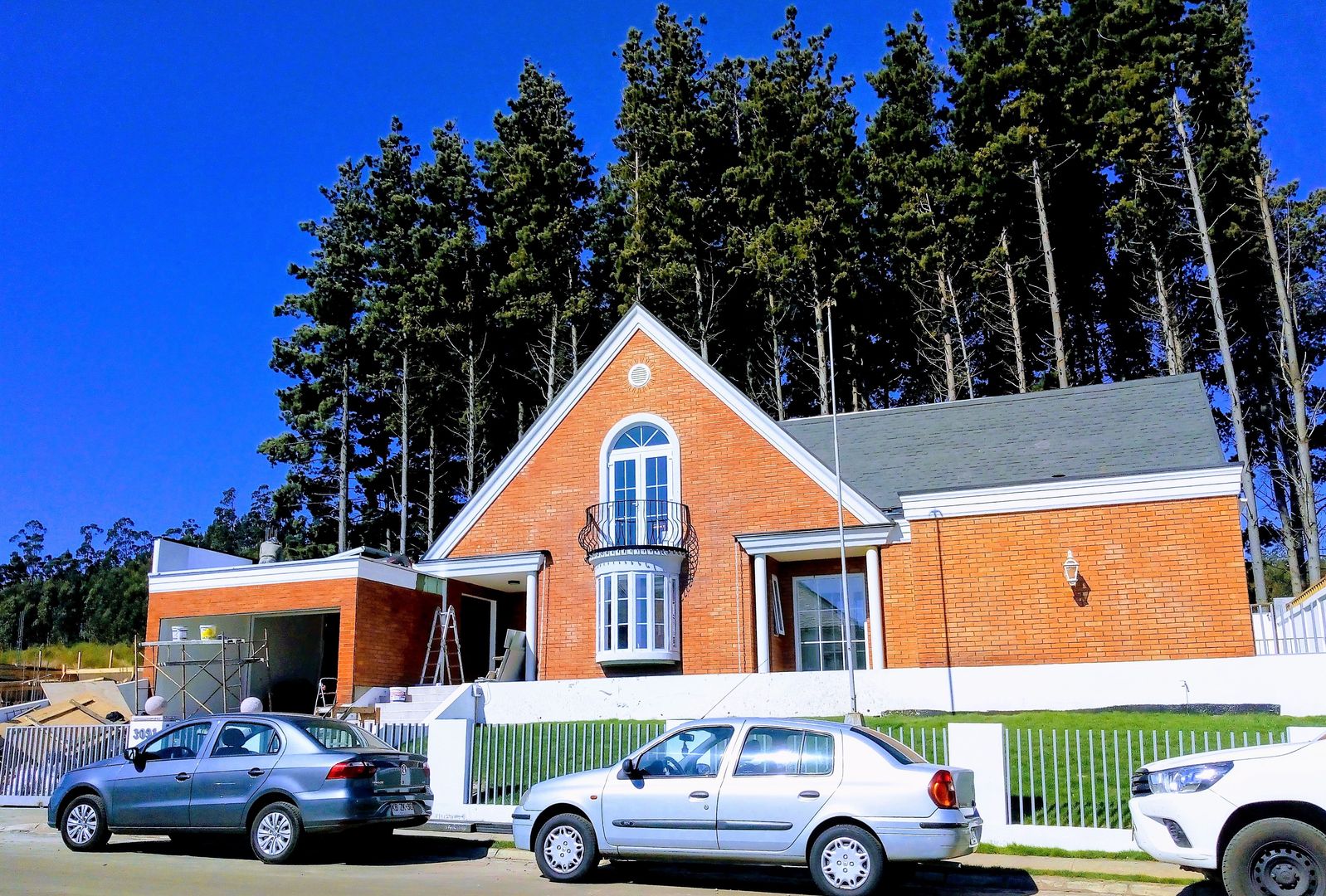 DISEÑO Y CONSTRUCCIÓN VIVIENDA EN SAN PEDRO DE LA PAZ, CONCEPCIÓN, CHILE, Brassea Mancilla Arquitectos, Santiago Brassea Mancilla Arquitectos, Santiago Дома на одну семью Железобетон