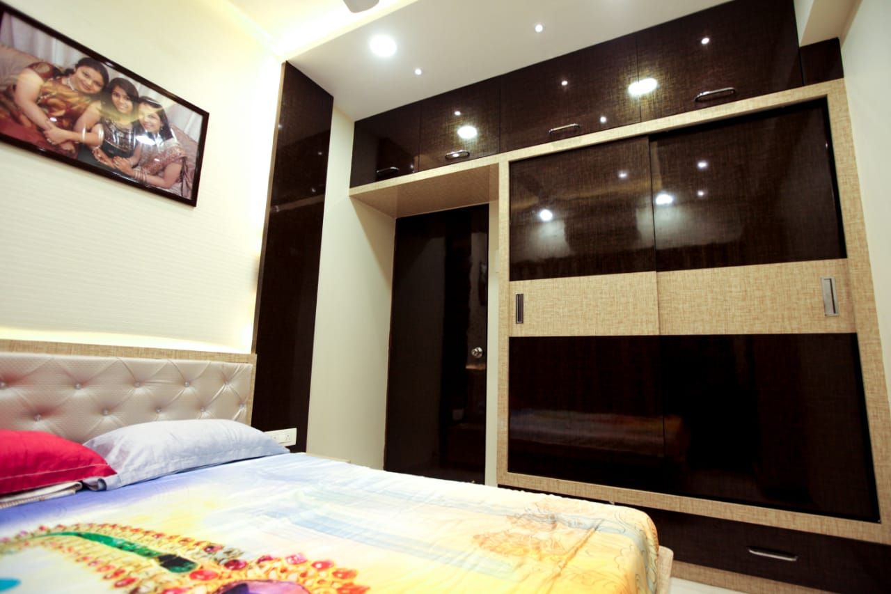2 BHK home in Thakurli, Mumbai , Square 4 Design & Build Square 4 Design & Build Modern Yatak Odası
