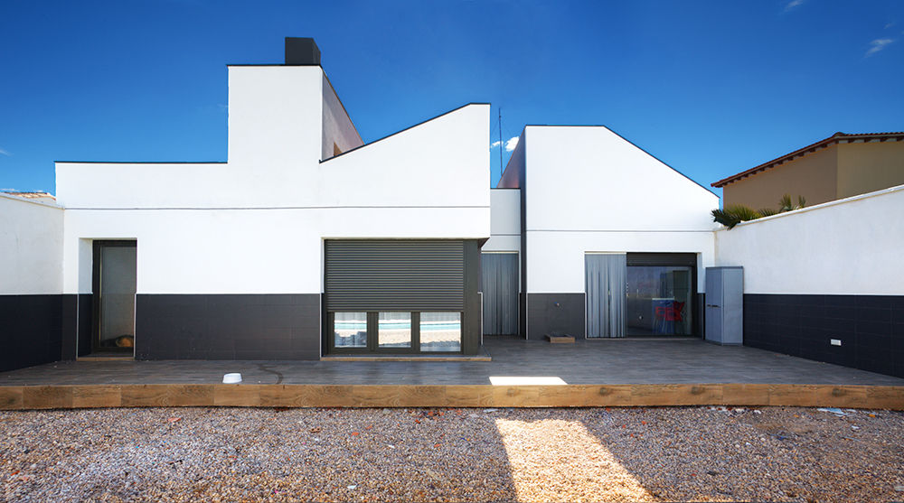 Casa moderna en una planta, OOIIO Arquitectura OOIIO Arquitectura Maison individuelle Panneau d'aggloméré