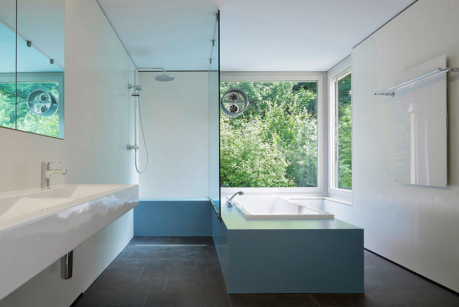 Wohnhaus Reinach, Ave Merki Architekten Ave Merki Architekten Modern Bathroom Stone