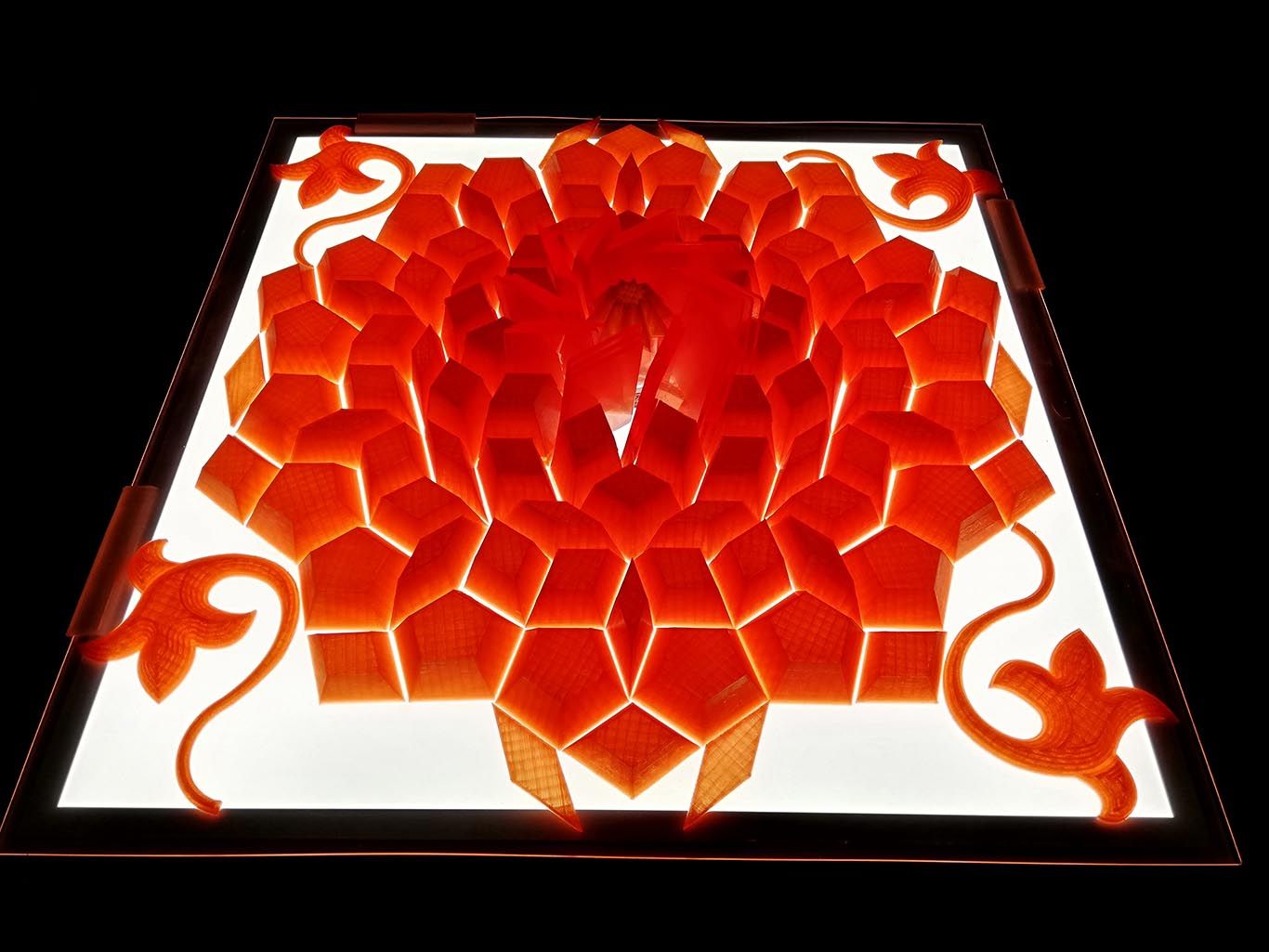 Sensorial Gate - Lampada Mandala Cromoterapica, SeFa Design by nature SeFa Design by nature 모던스타일 미디어 룸