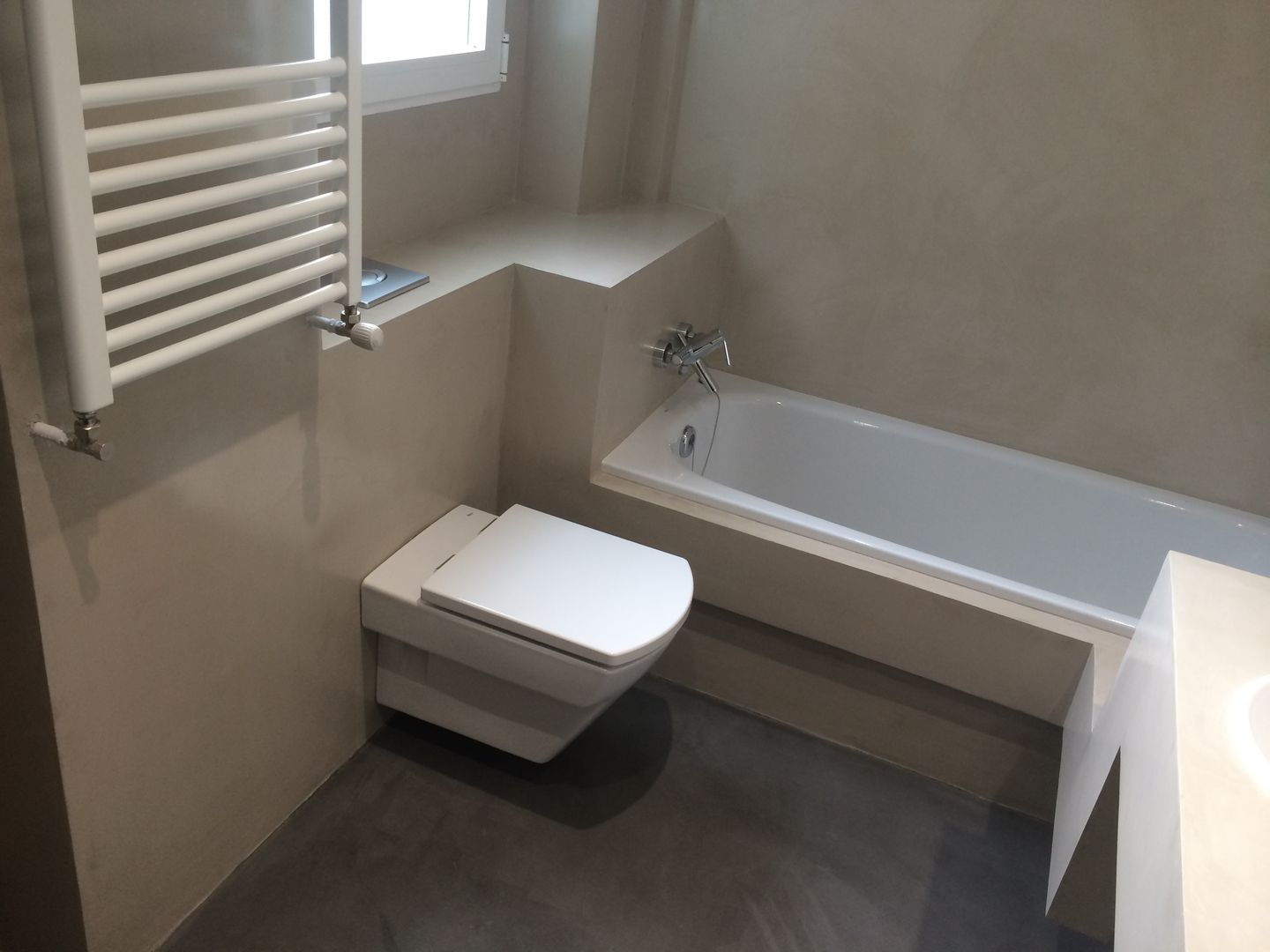 Reforma de baño con microcemento en madrid, Reformas Raviro Reformas Raviro