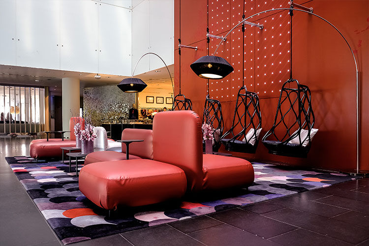 Restyling del lobby del Hotel W de Barcelona, Cubiñá, muebles de diseño en Barcelona Cubiñá, muebles de diseño en Barcelona Коммерческие помещения Гостиницы