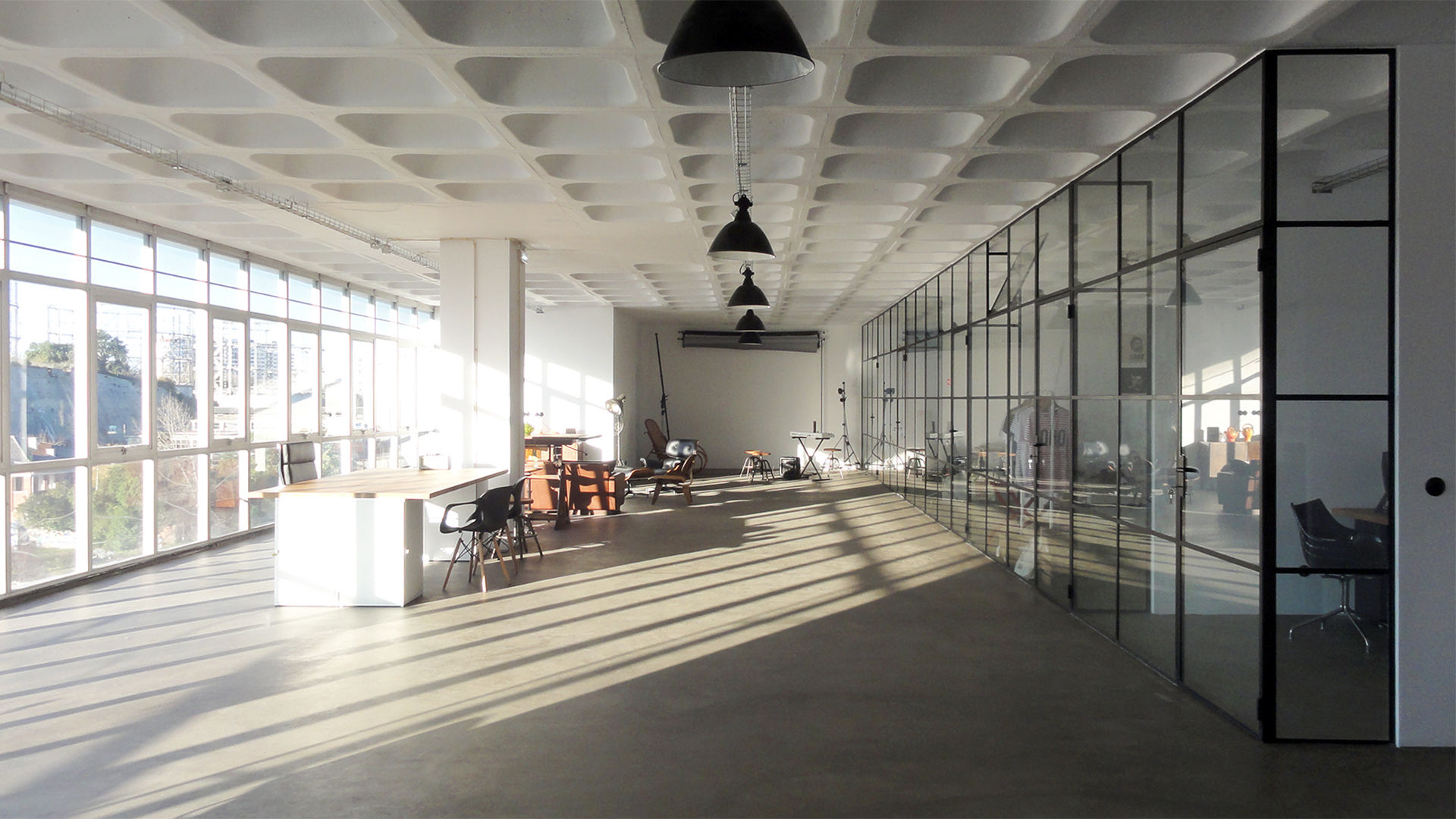 Cowork LAB — Marvila, Lisboa, FMO ARCHITECTURE FMO ARCHITECTURE Industriale Arbeitszimmer