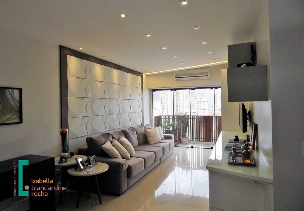 Sala de estar com TV, Izabella Biancardine Interiores Izabella Biancardine Interiores 모던스타일 거실