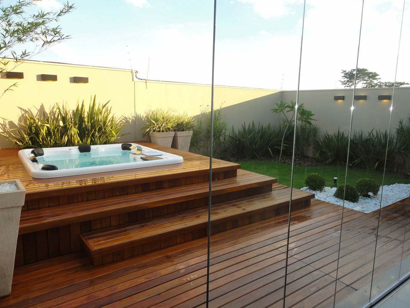 Projeto, decoração e paisagismo, Catini & Catini arquitetura Catini & Catini arquitetura Hot tubs