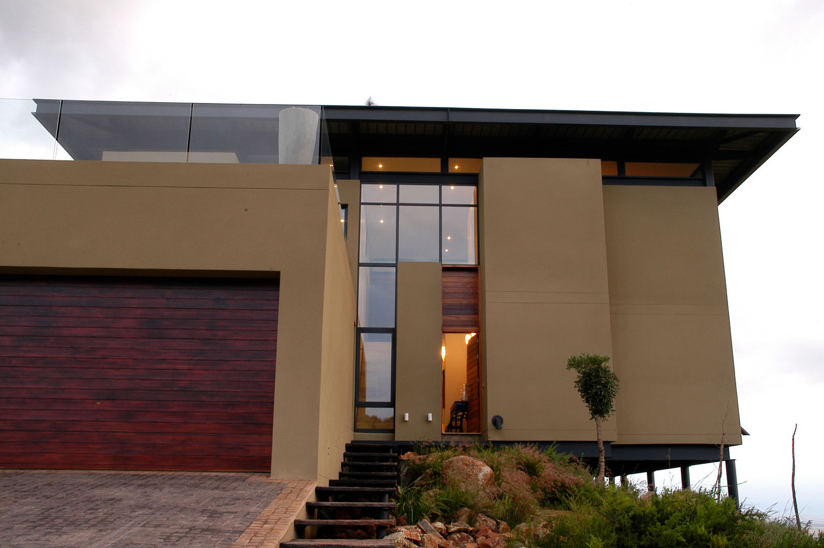 Hillside Haven - Loft House Bassonia, CKW Lifestyle Associates PTY Ltd CKW Lifestyle Associates PTY Ltd Viviendas colectivas