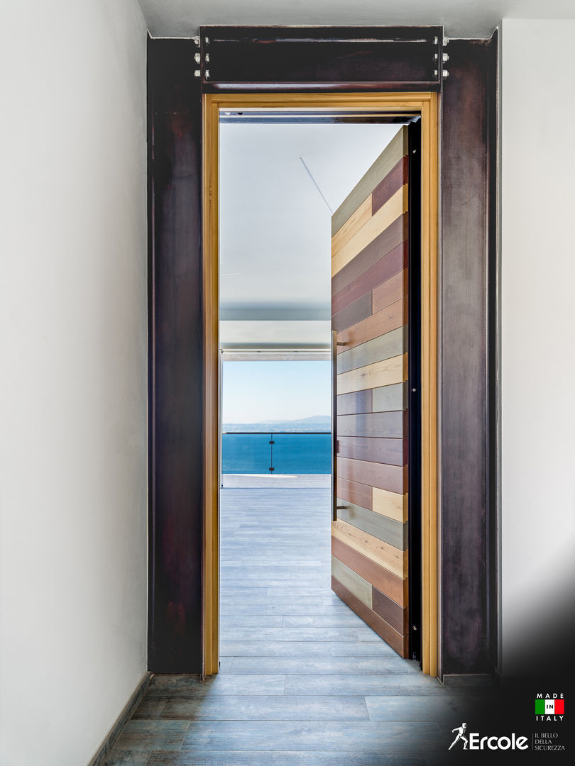 Porta Blindata in Legno a Listelli, Ercole Srl Ercole Srl 玄関ドア