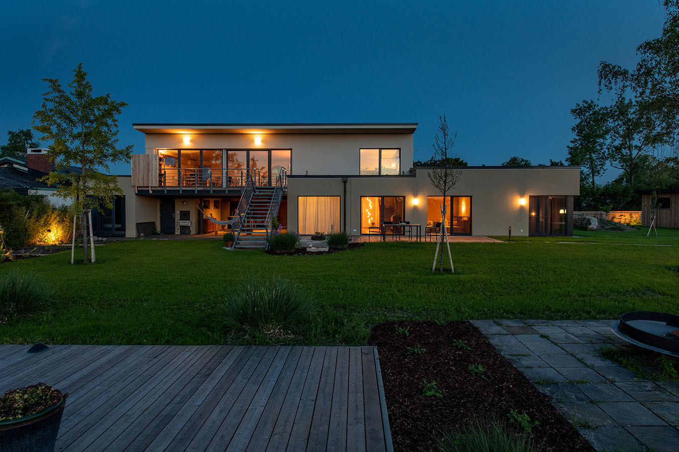 ÖKOLOGISCHES HOLZHAUS AUS STROH UND LEHM AM NEUSIEDL AM SEE, AL ARCHITEKT - in Wien AL ARCHITEKT - in Wien Casas unifamiliares