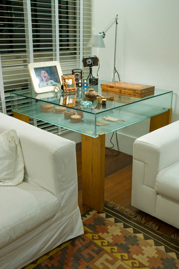 Apartamento DVC, Viviane Cunha Arquitetura Viviane Cunha Arquitetura Klassische Wohnzimmer