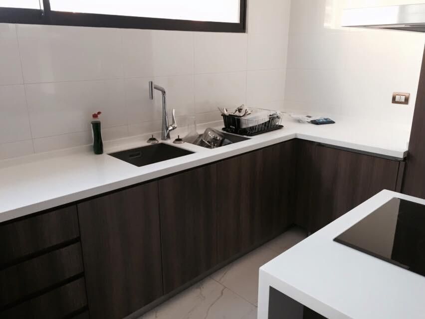 Remodelación de Cocina en Santiago, AUTANA estudio AUTANA estudio Built-in kitchens Metal