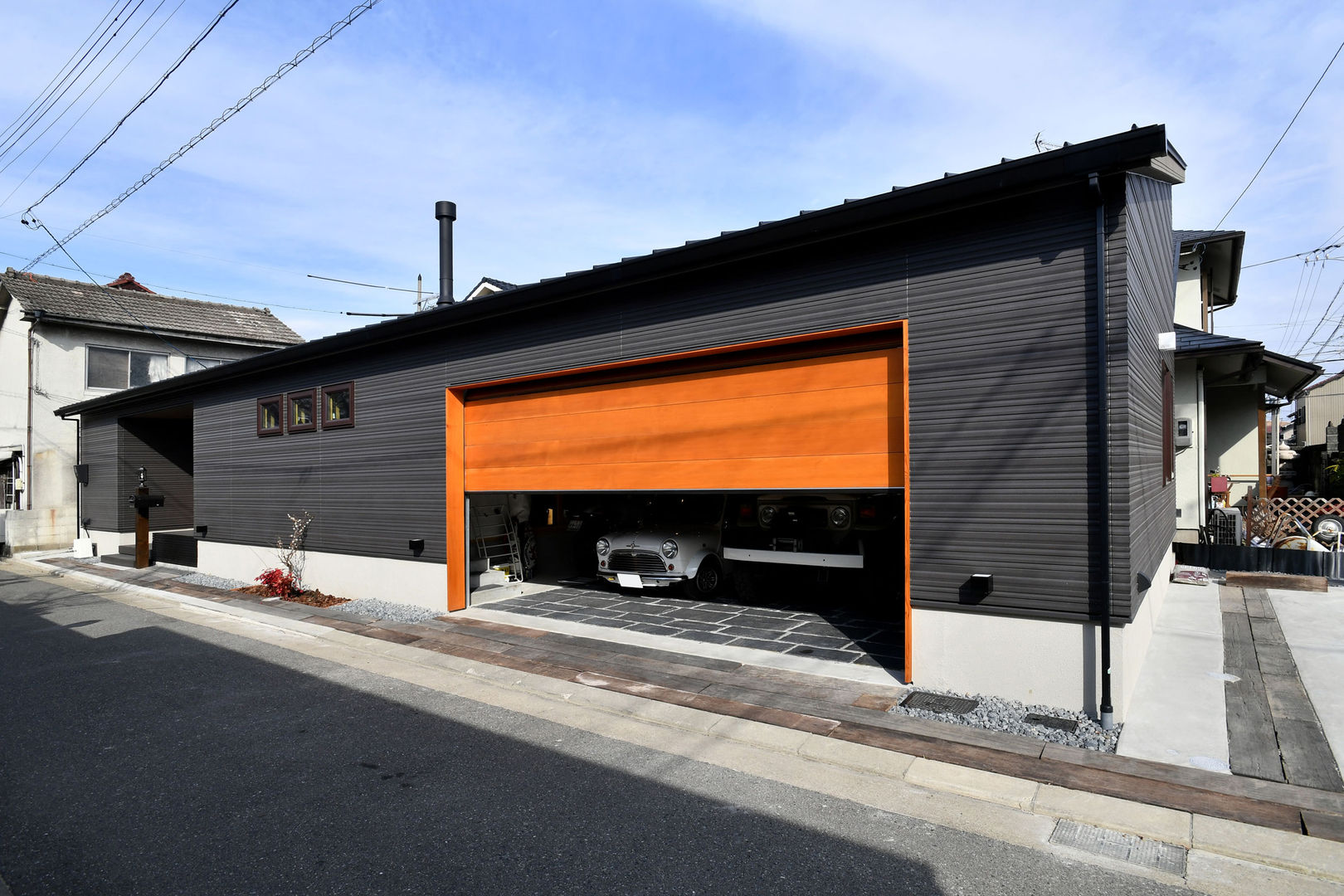 ガレージ・露天風呂付き平屋建て住宅, 木の家株式会社 木の家株式会社 Garasi Modern Kayu Wood effect