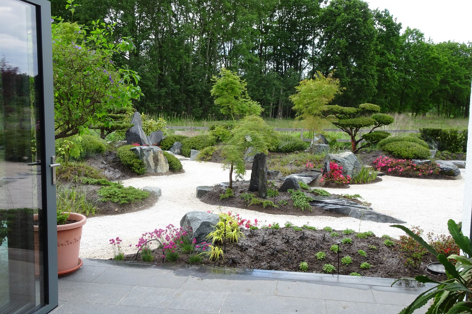 Zengarten bei Hannover mit Tsukubai, japan-garten-kultur japan-garten-kultur Jardines zen