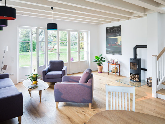 Mal raus aus der Stadt - Ferien auf dem Biohof , Müllers Büro Müllers Büro Modern living room