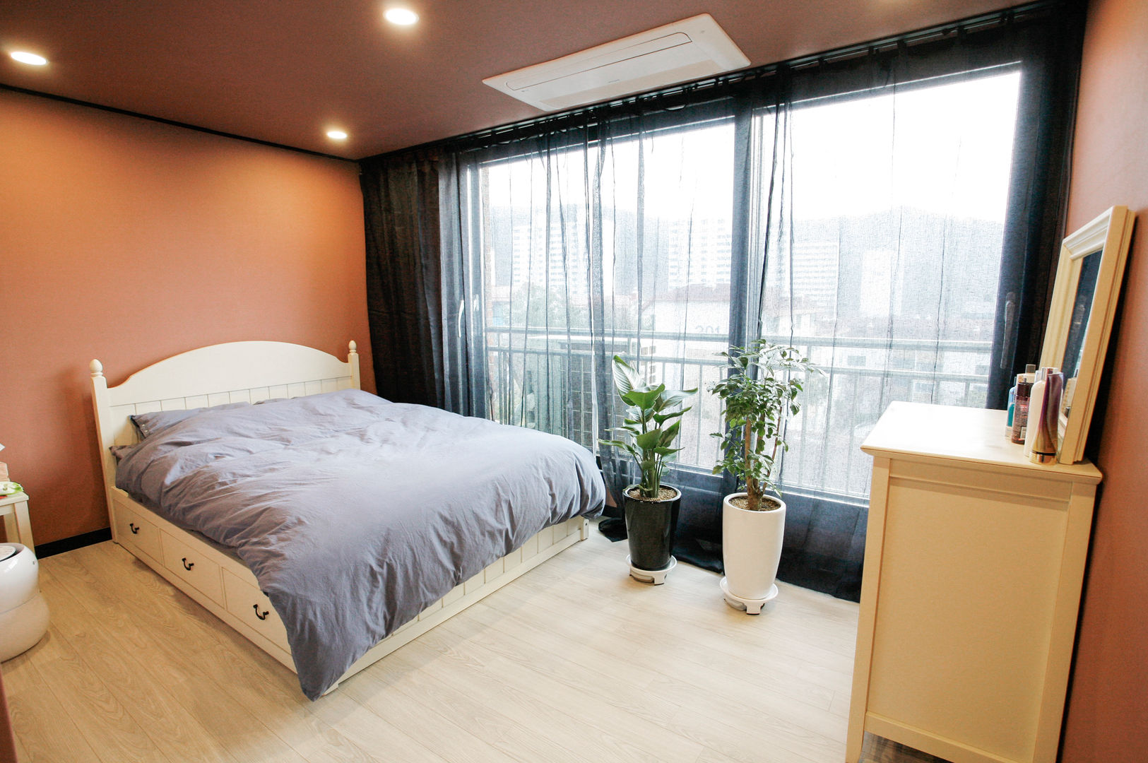 야탑 두원빌리지 33평 프로젝트, 콜라사이다디자인 콜라사이다디자인 Modern style bedroom