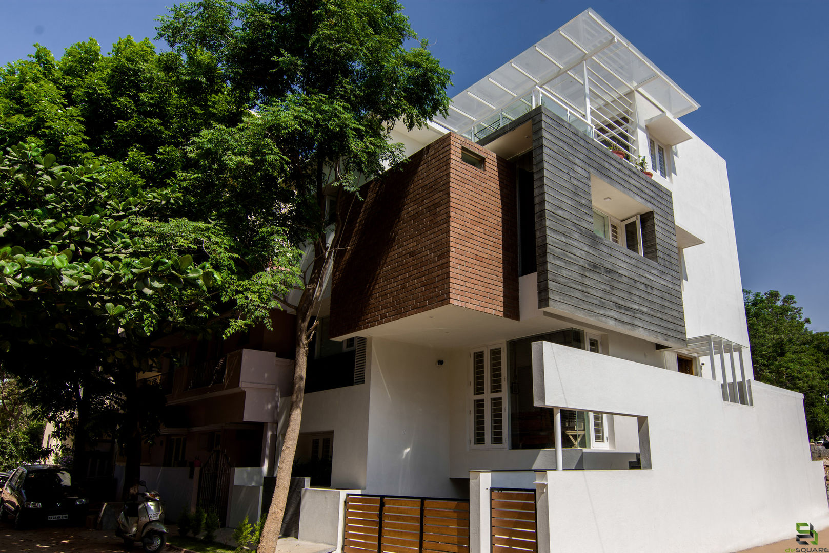 Corner elevation de square Small houses