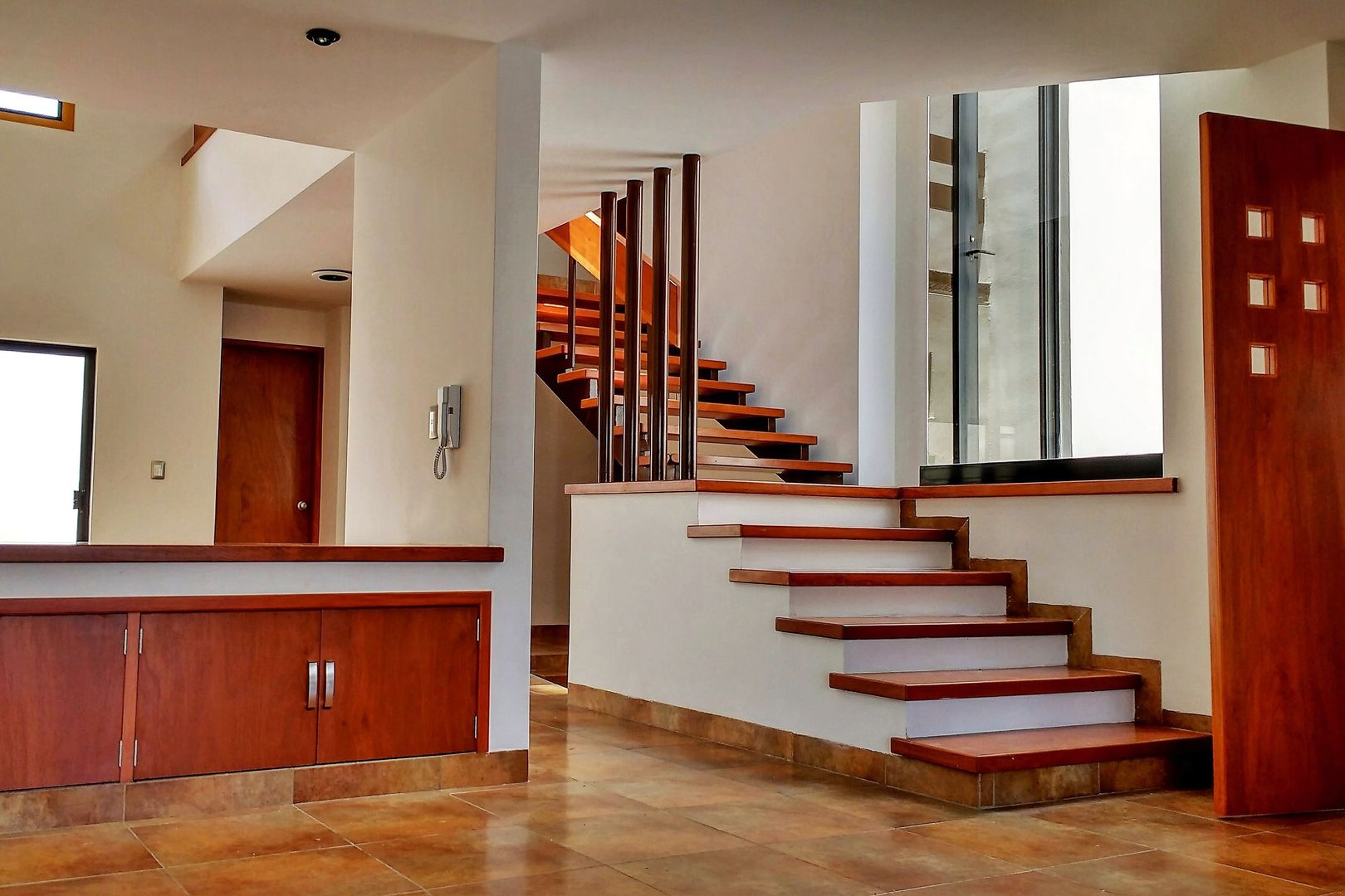 CASA TESALIA, DOOR arquitectos DOOR arquitectos Pasillos, vestíbulos y escaleras de estilo minimalista