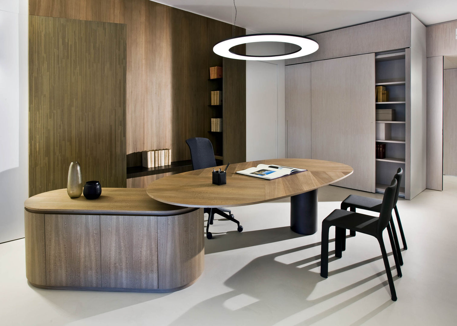 Il workplace di Bartoli Design: materico, accogliente ed elegante., BARTOLI DESIGN BARTOLI DESIGN 書房/辦公室