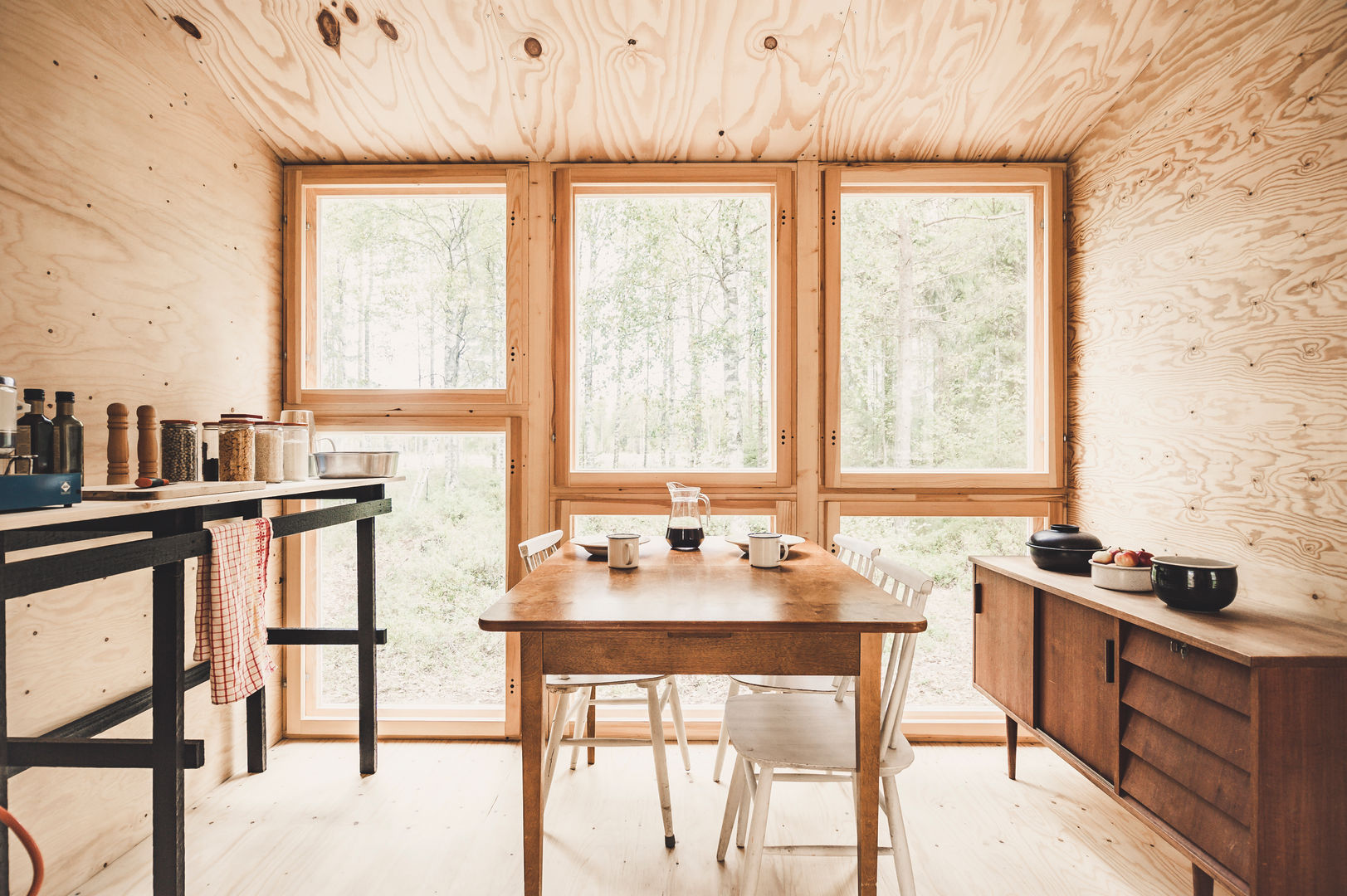 cabin cabin, politaire politaire Small kitchens Engineered Wood Transparent