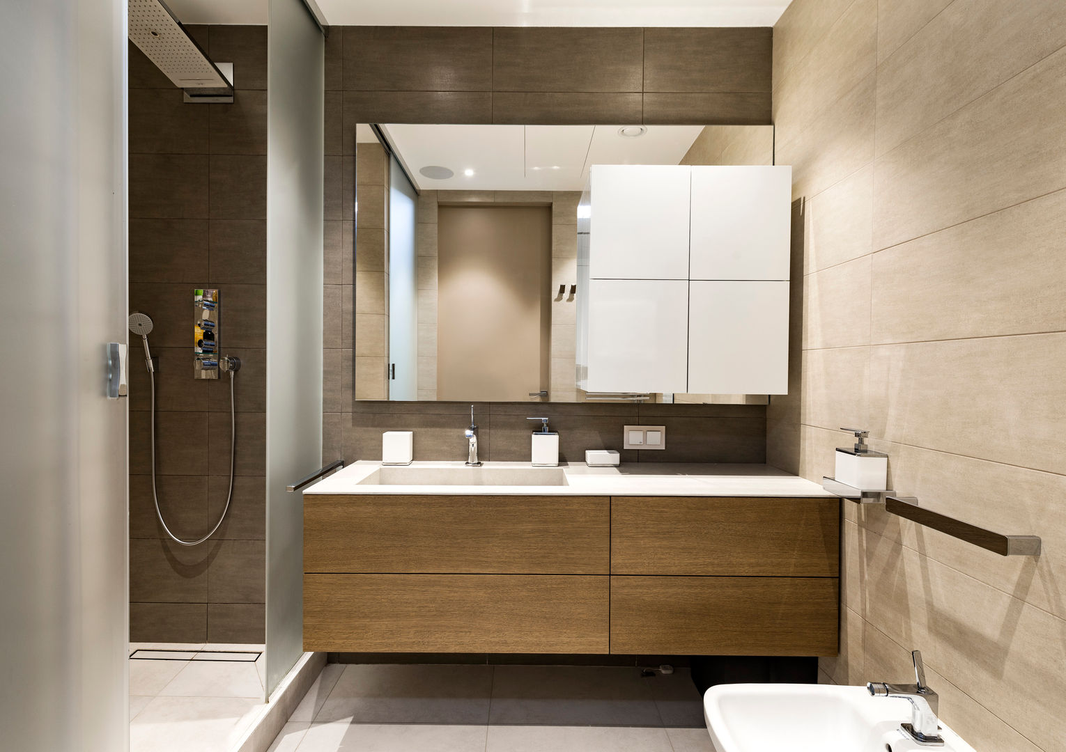 Квартира в ЖК Кристалл, os.architects os.architects Minimal style Bathroom