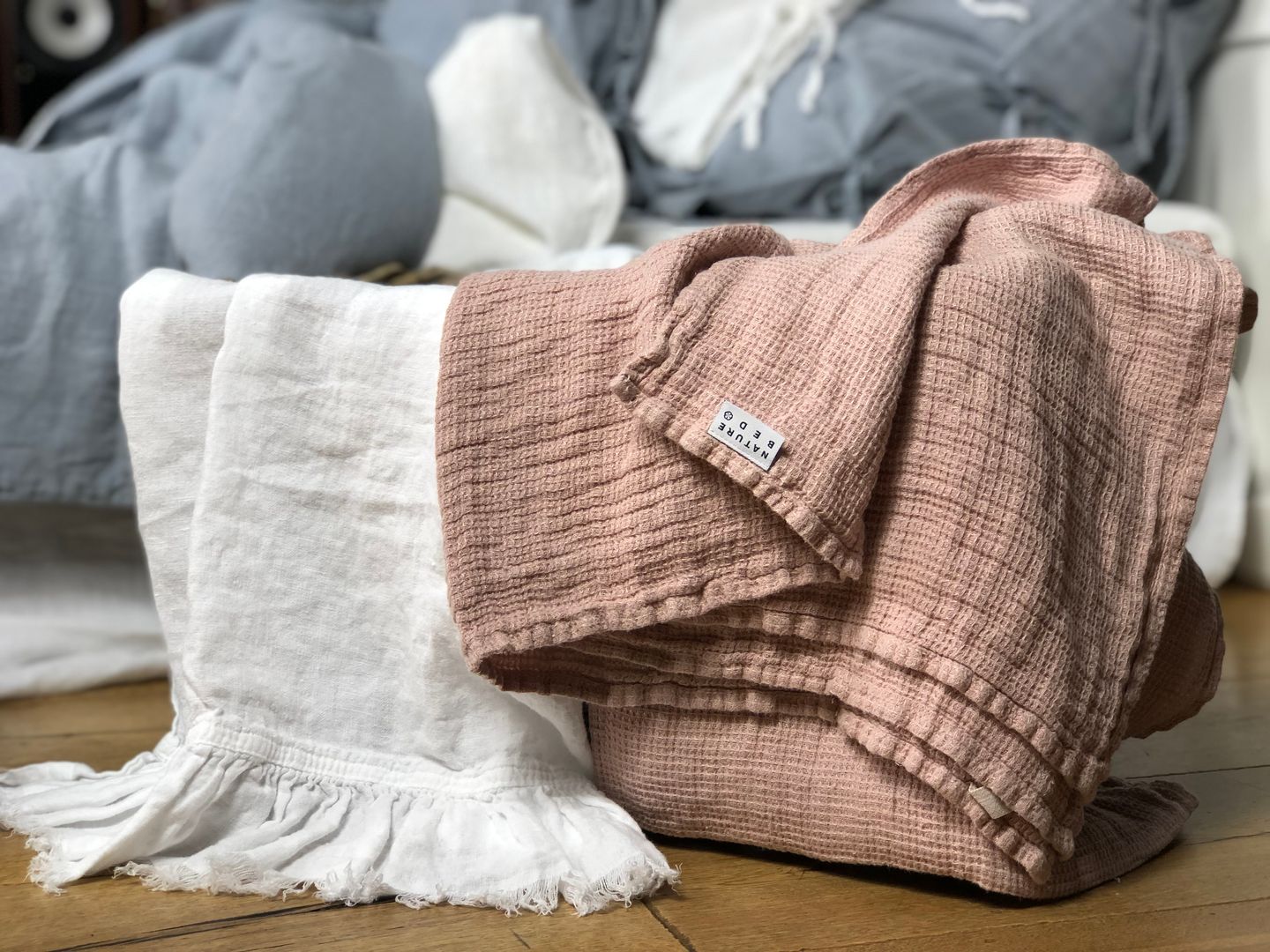 Len w lazience, NatureBed NatureBed Rustic style bathroom Flax/Linen Pink Textiles & accessories