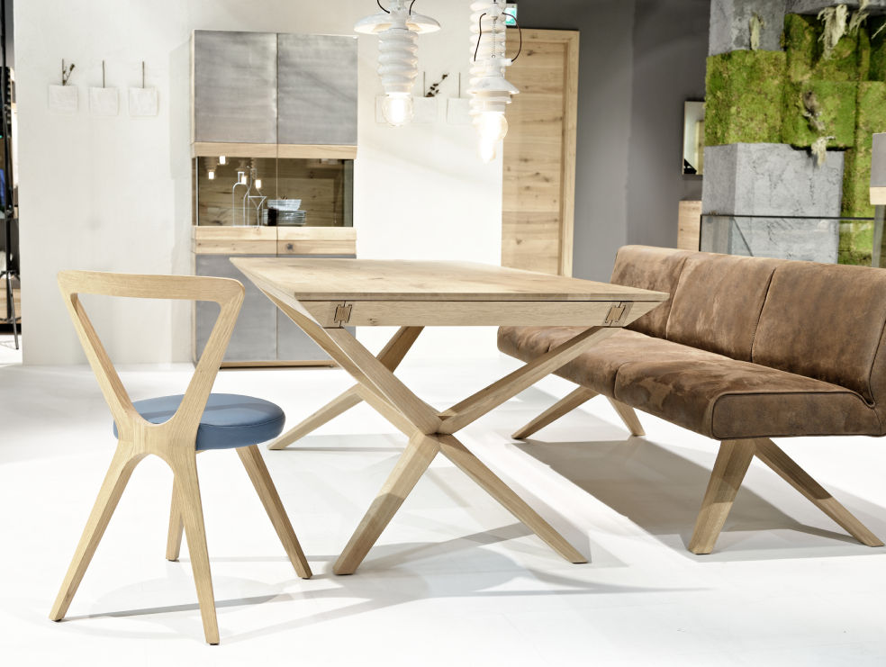 Straight from the Milano Design Week 2016: Salone del Mobile, Imagine Outlet Imagine Outlet Sala da pranzo moderna Legno Effetto legno Sedie & Panche