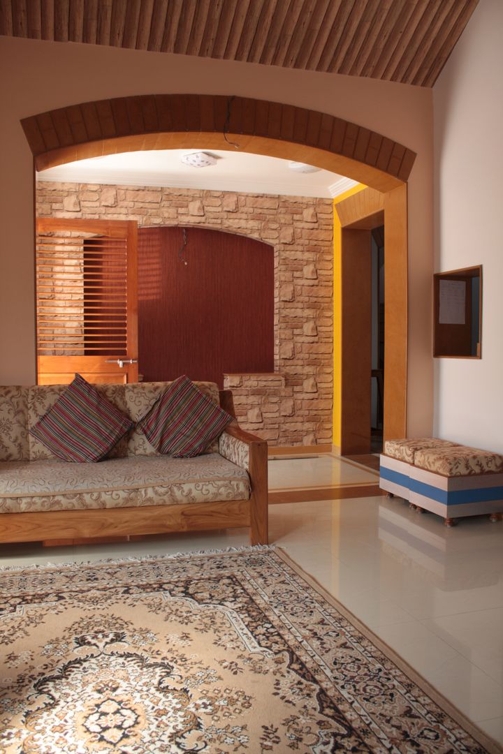 3BHK Bungalow in Ahmadabad, Rushabh consultancy Rushabh consultancy Classic style living room