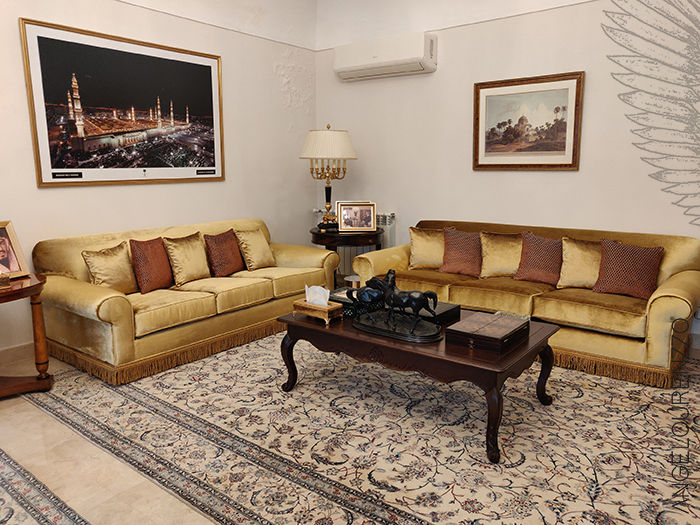 Embaixada do Reino da Arábia Saudita , Angelourenzzo - Interior Design Angelourenzzo - Interior Design غرفة المعيشة أريكة ومقاعد إسترخاء