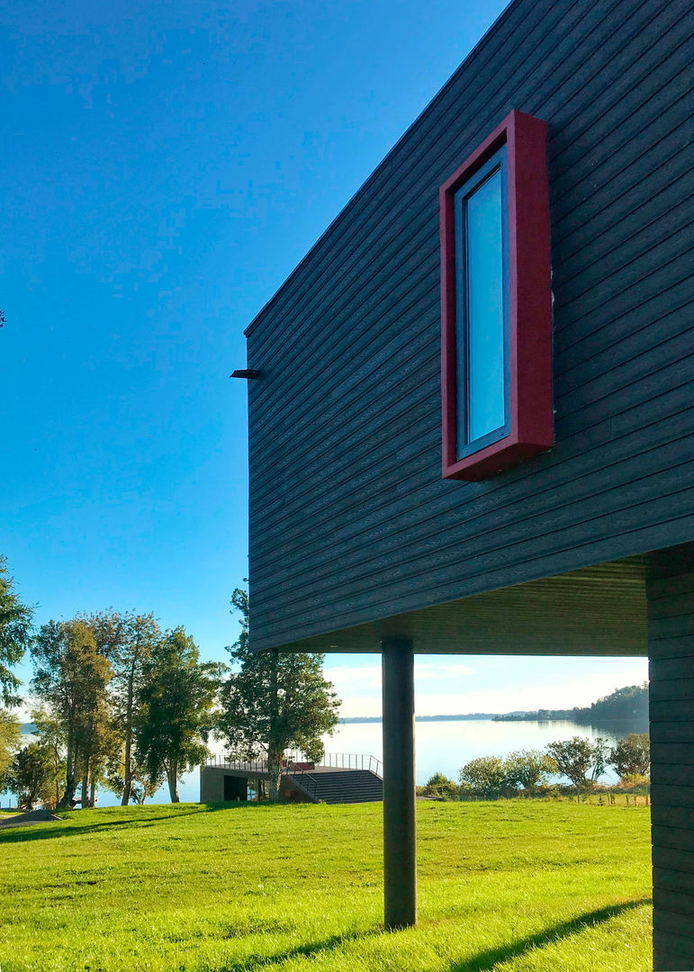 Casa Lago Puyehue, BUVINIC ARQUITECTURA BUVINIC ARQUITECTURA Nhà gia đình