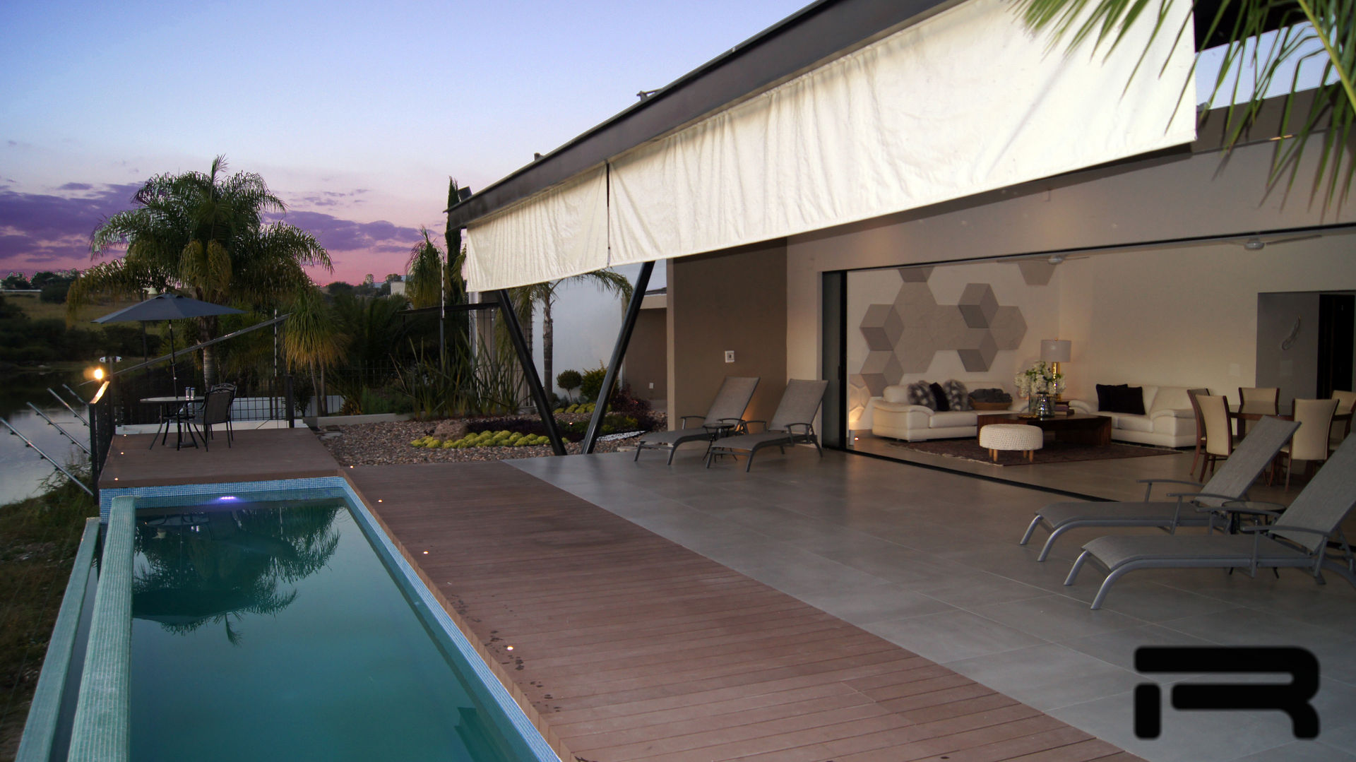 Ejemplos de casas nivel residencial, Rabell Arquitectos Rabell Arquitectos Modern balcony, veranda & terrace Wood Wood effect