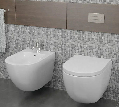 Ristrutturazione Bagno, GiordanoShop GiordanoShop Modern bathroom Ceramic Toilets