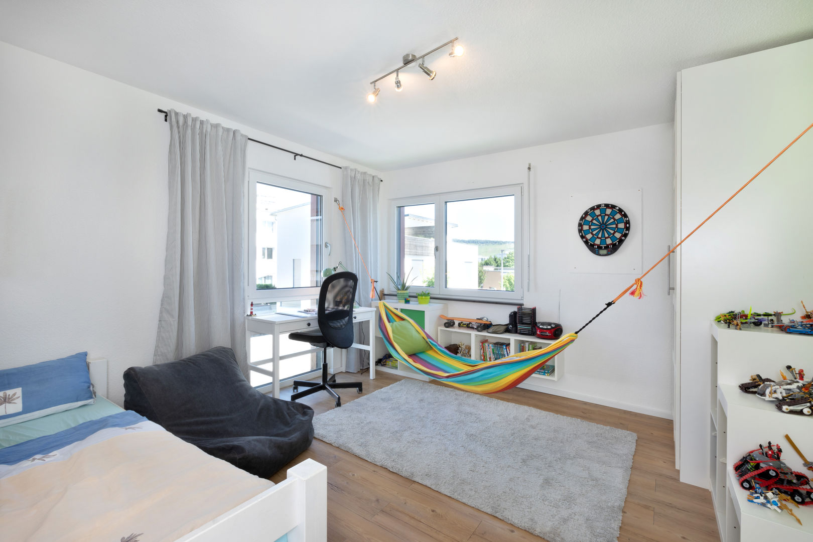 Jungenzimmer TALBAU-Haus GmbH Jugendzimmer Fertighaus,Einfamilienhaus,Kinderzimmer,Jungenzimmer,Junge,Hängematte