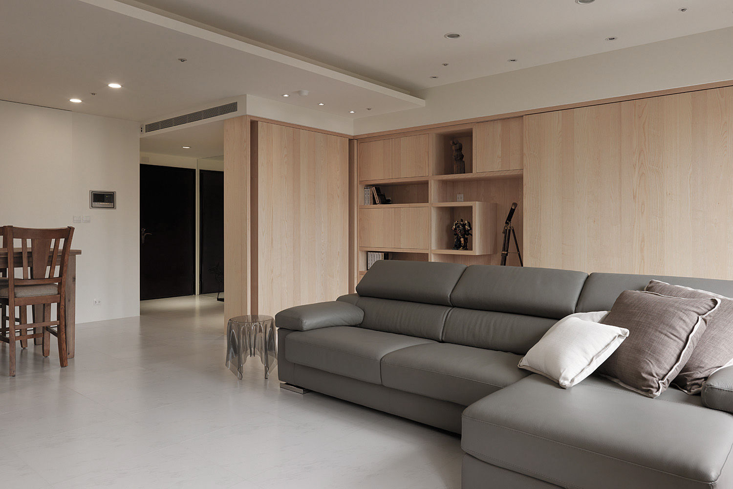 昇陽之道_暖木, 形構設計 Morpho-Design 形構設計 Morpho-Design Modern living room