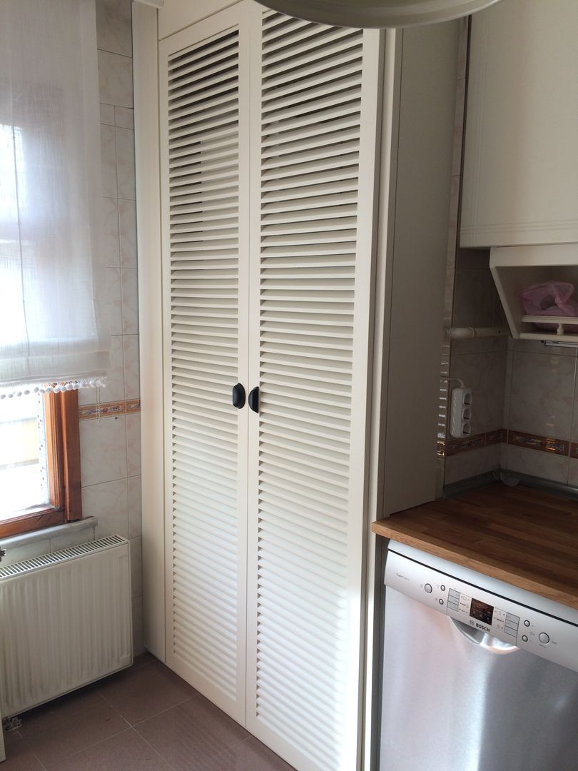 karolin hanımın ev mobilya dekorasyon işleri, Hazine Dekorasyon Hazine Dekorasyon Cocinas de estilo moderno Madera Acabado en madera Armarios y estanterías