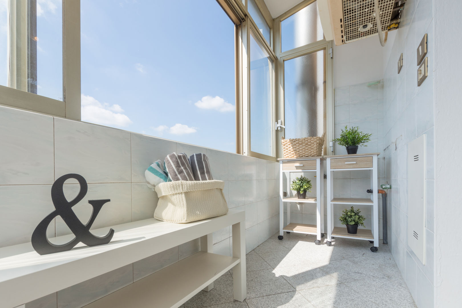 HOME STAGING CESENA home staging a Cesena centro storico, Mirna Casadei Home Staging Mirna Casadei Home Staging Balcony