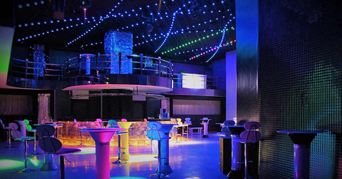 Otel Gece Kulübü / Disco Kalya İç Mimarlık \ Kalya Interıor Desıgn Ticari alanlar Metal disco,gece kulübü,bar,epoksi zemin,otel disco,Bar & kulüpler