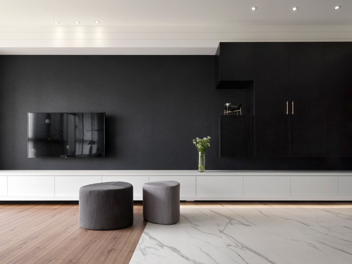 黑白融合 Black and white fusion, 肯星室內設計 肯星室內設計 Modern living room