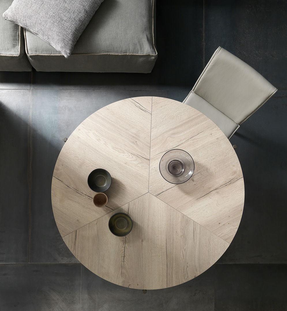 Origami o tavolo? Scopri Icaro! , Mobili a Colori Mobili a Colori Modern dining room Engineered Wood Transparent