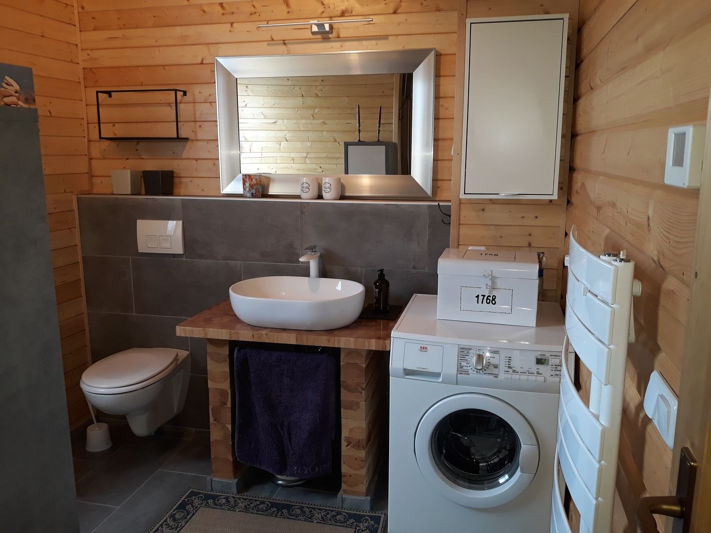 Blockhaus "FJORD" - ein bewährter Klassiker, THULE Blockhaus GmbH - Ihr Fertigbausatz für ein Holzhaus THULE Blockhaus GmbH - Ihr Fertigbausatz für ein Holzhaus Landelijke badkamers Hout Hout