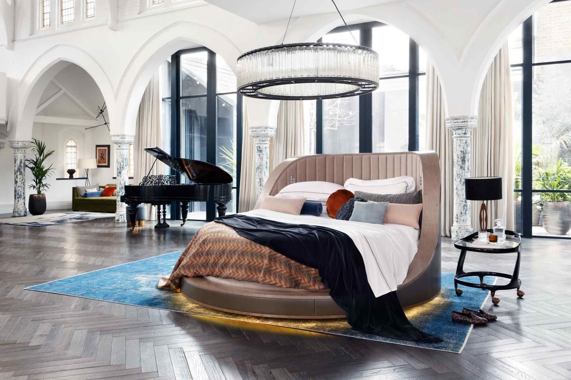 Three Sixty, Savoir Beds Savoir Beds Modern style bedroom Beds & headboards