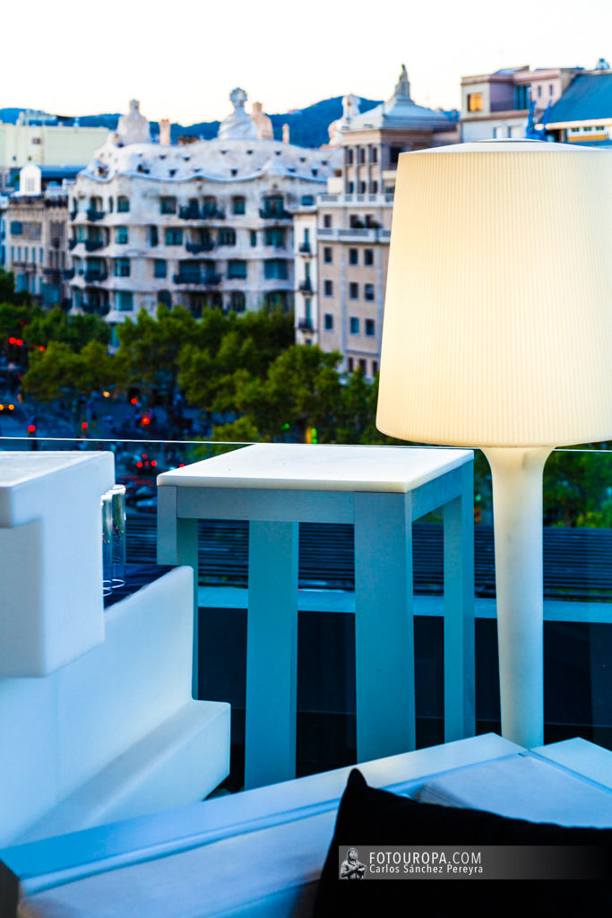 Terraza con vistas a una joya de Gaudí en pleno Eixample de Barcelona Carlos Sánchez Pereyra | Artitecture Photo | Fotógrafo Espacios comerciales Hoteles