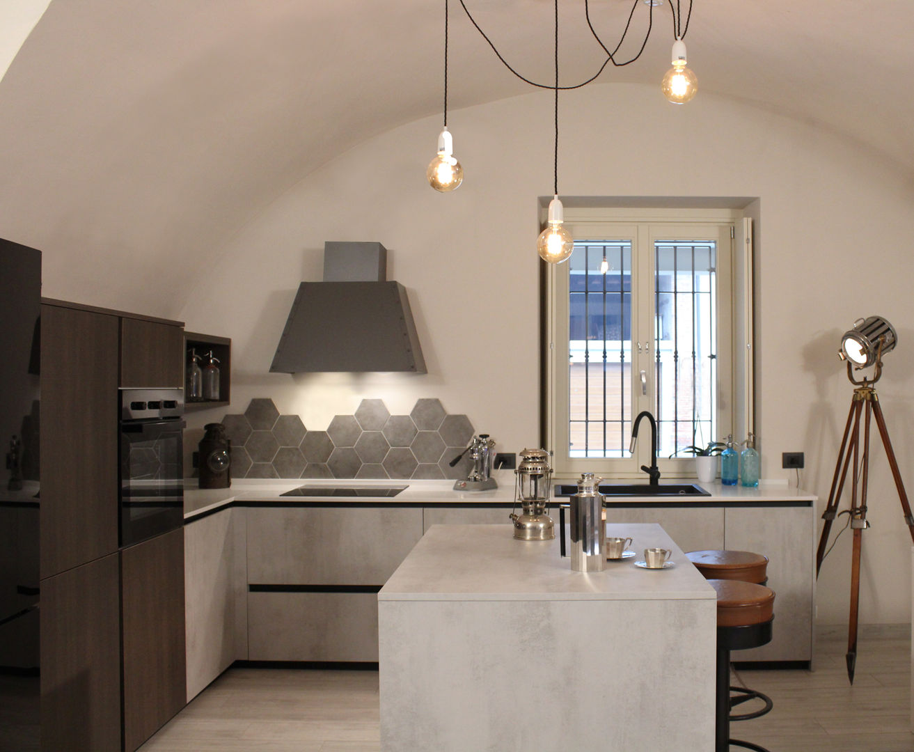 Bristol – Cucina, viemme61 viemme61 Industrial style kitchen Concrete