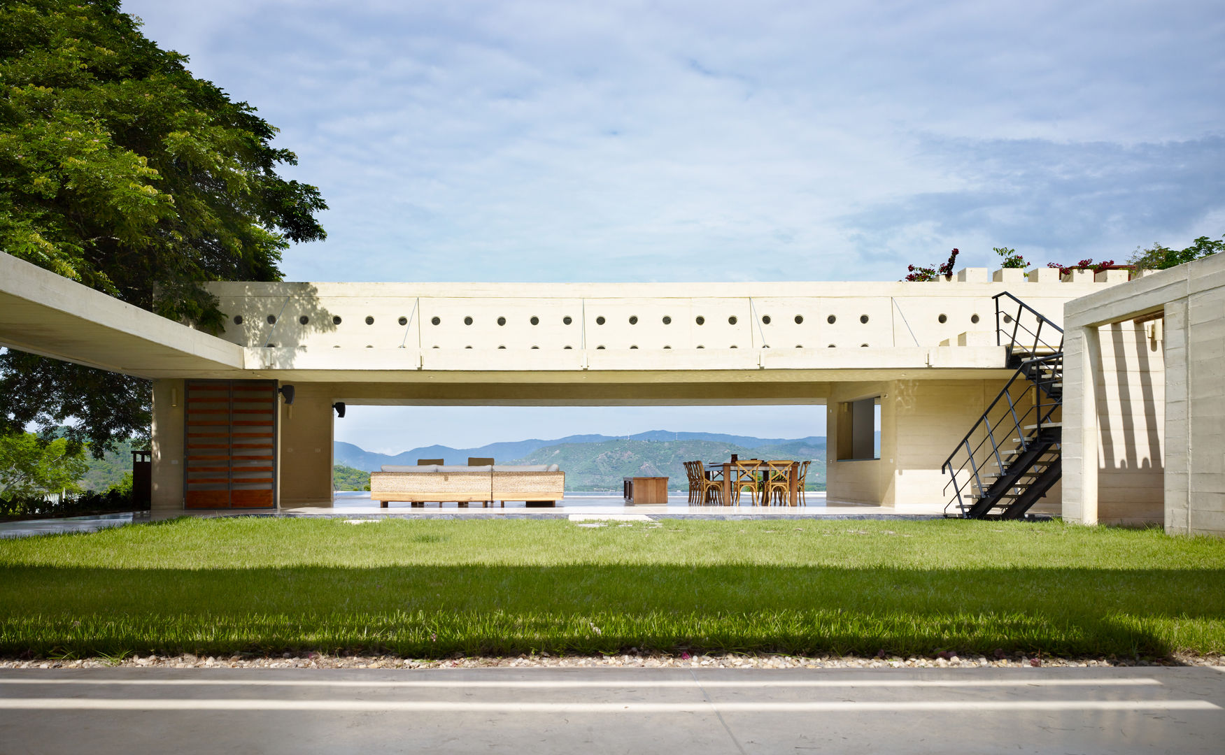 Casa Los Samanes, Carlos Campuzano y Asociados Arquitectos Carlos Campuzano y Asociados Arquitectos 度假別墅