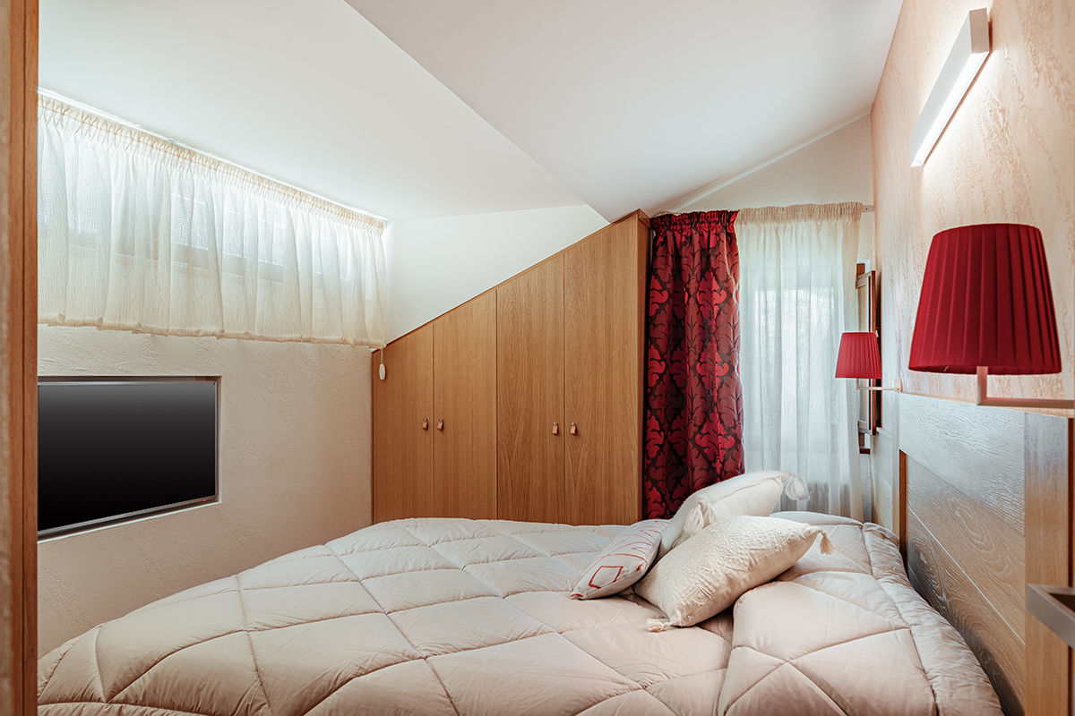 Rifugio S+S, manuarino architettura design comunicazione manuarino architettura design comunicazione Minimalistische Schlafzimmer Holz Holznachbildung