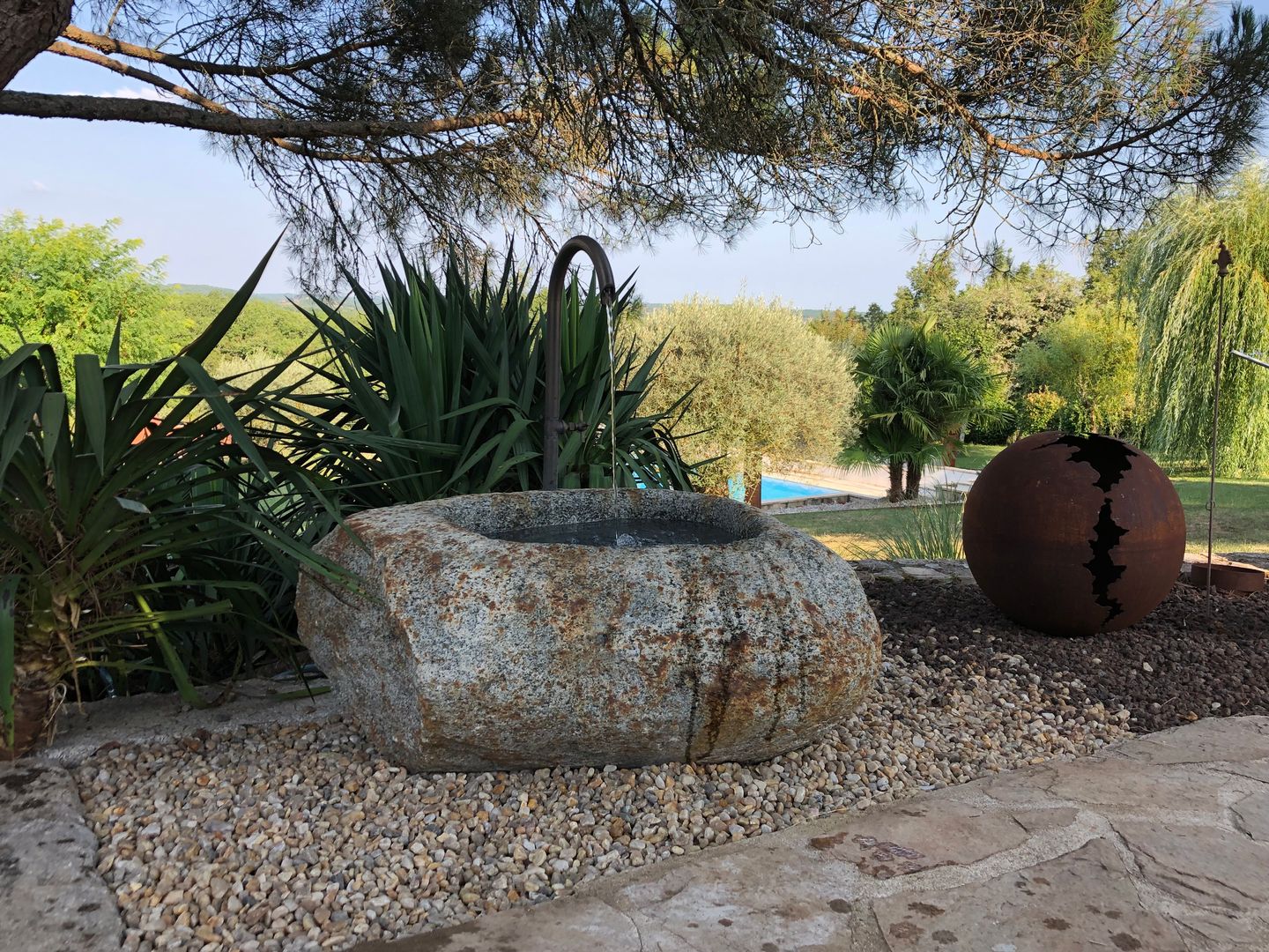 Wunderschöner Gartenbrunnen, Steiner Naturstein Steiner Naturstein Rock Garden