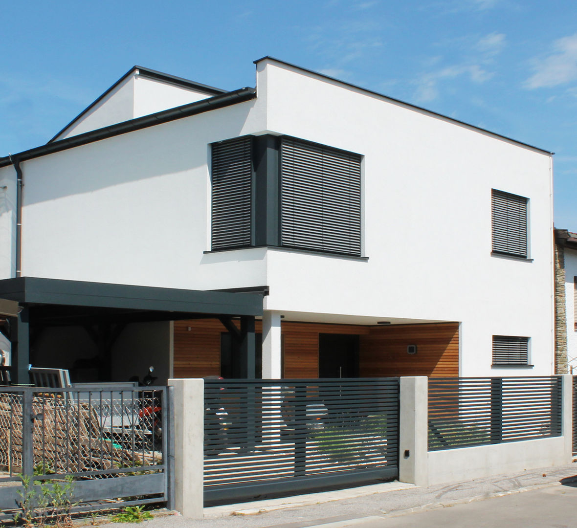 OKÖLOGISCHES STROHHAUS, AL ARCHITEKT - in Wien AL ARCHITEKT - in Wien Casas unifamiliares