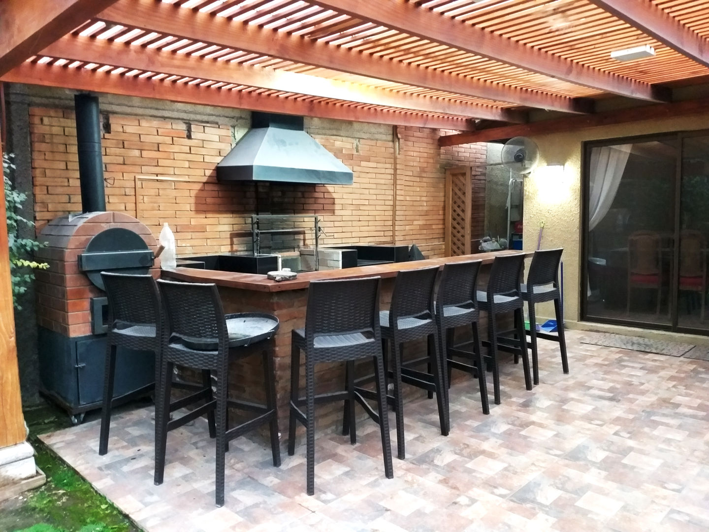 QUINCHO PEÑALOLEN, AOG AOG Modern terrace Bricks