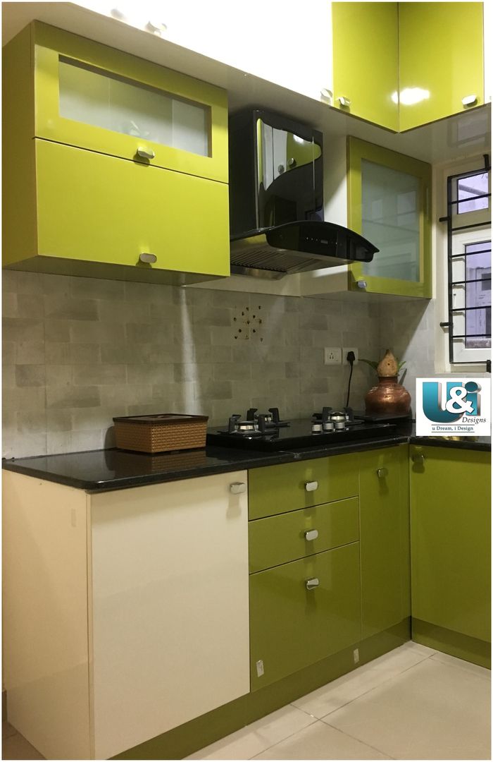 A functional kitchen Studio Ipsa Modern kitchen Storage